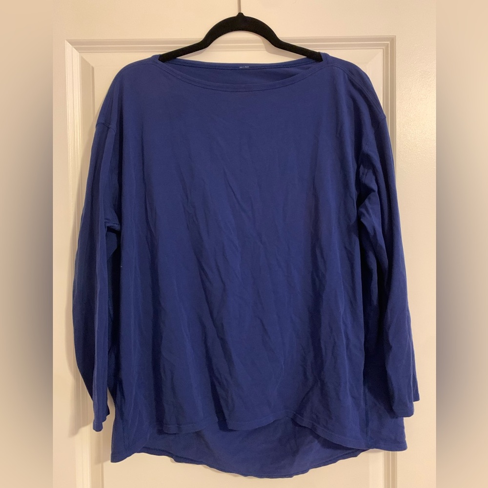 Lululemon long sleeve t-shirt